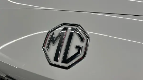 MG MG4 21