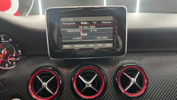 Mercedes-Benz A 45 AMG 4-Matic 15