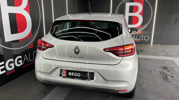 Renault Clio 1.5 Blue dCi Intens 9