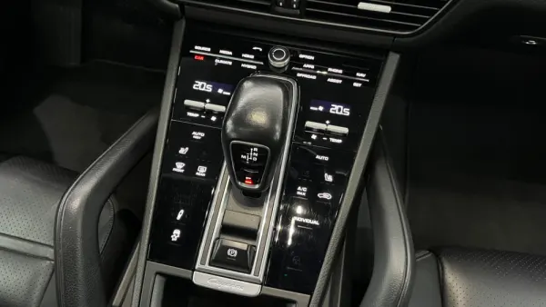 Porsche Cayenne Coupé 20