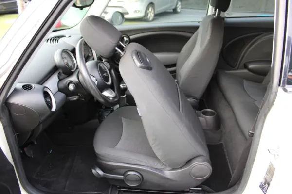 MINI Coupé Cooper D 17