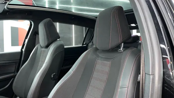 Peugeot 308 1.2 PureTech GT Line 25