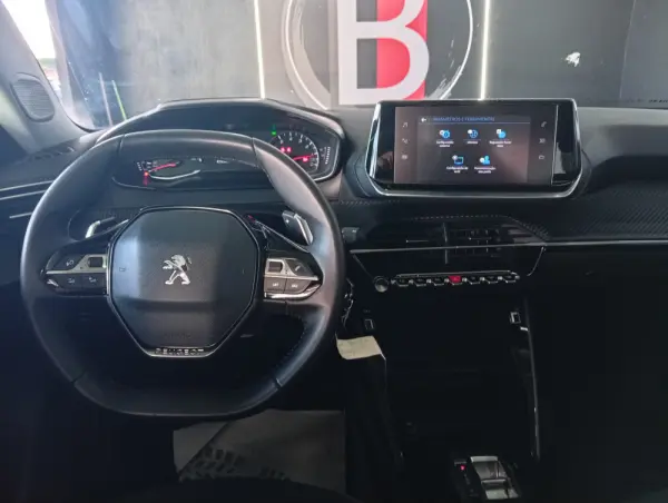 Peugeot 2008 ALLURE 10