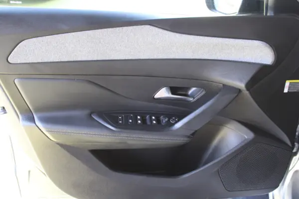 Peugeot 308 SW PureTech 130 EAT8 Active Pack 16