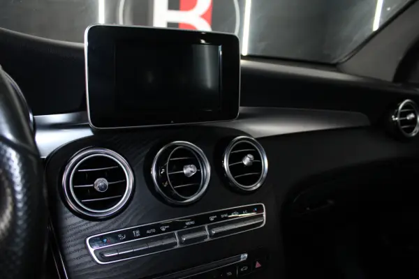 Mercedes-Benz CLC 250 2.1 EXCLUSIVE 33