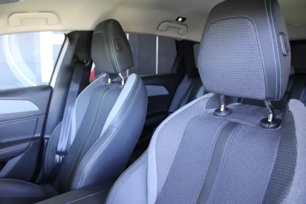 Peugeot 308 SW PureTech 130 EAT8 Active Pack 19