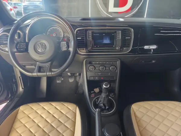 Volkswagen New Beetle Cabriolet ESSENCE 11