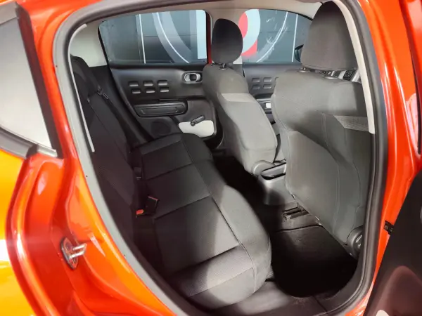 Citroen C3 1.2 PureTech Shine EAT6 10