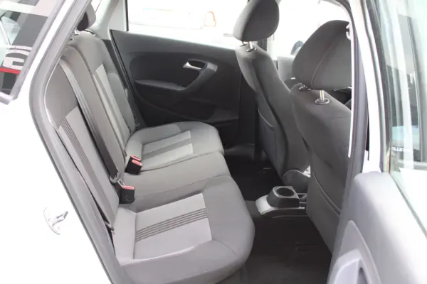 Volkswagen Polo Allstar 16