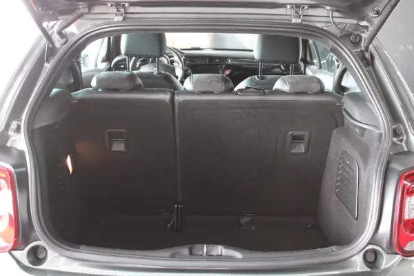 Citroen DS3 1.6 e-HDi So Chic ETG6 14