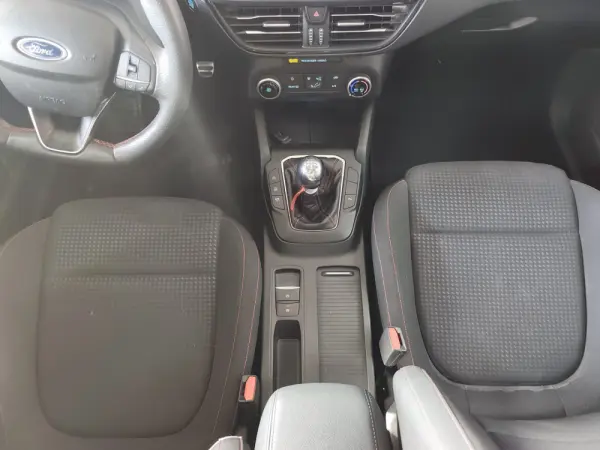 Ford Focus SW 1.0 EcoBoost MHEV ST-Line 11