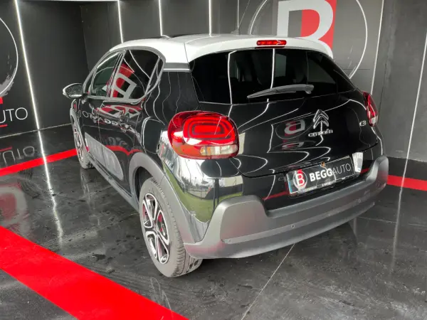 Citroen C3 1.2 PureTech Shine 11