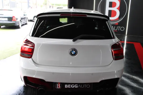 BMW 114 d Pack M 15