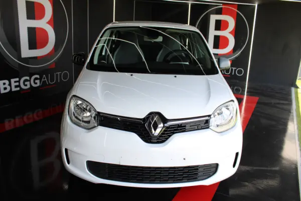 Renault Twingo 1.0 SCe Intens 8