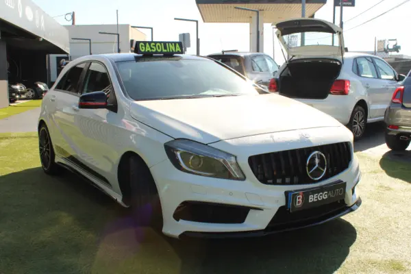 Mercedes-Benz A 45 AMG 4-Matic 29