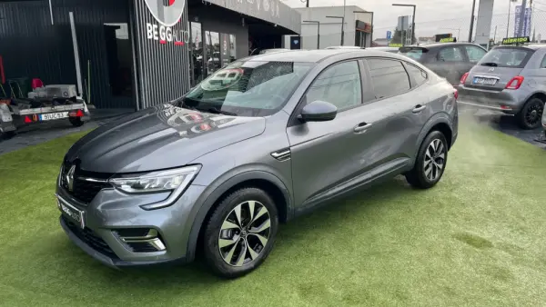 Renault Arkana Full Hybrid E-TECH 3