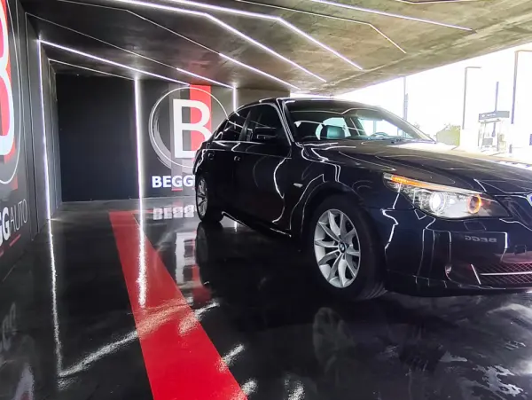 BMW 520 d Executive 15