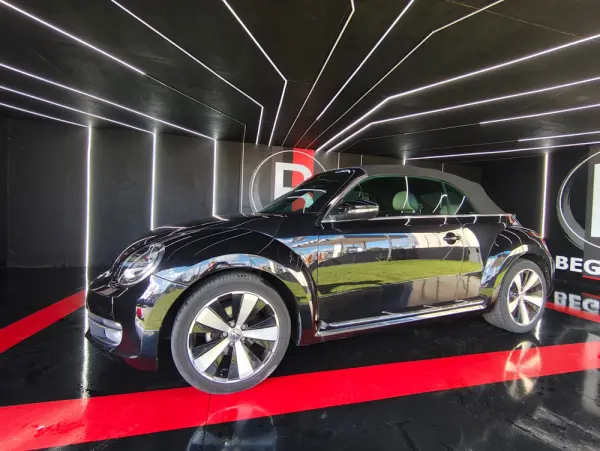 Volkswagen New Beetle Cabriolet ESSENCE 3