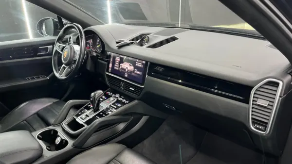Porsche Cayenne Coupé 23
