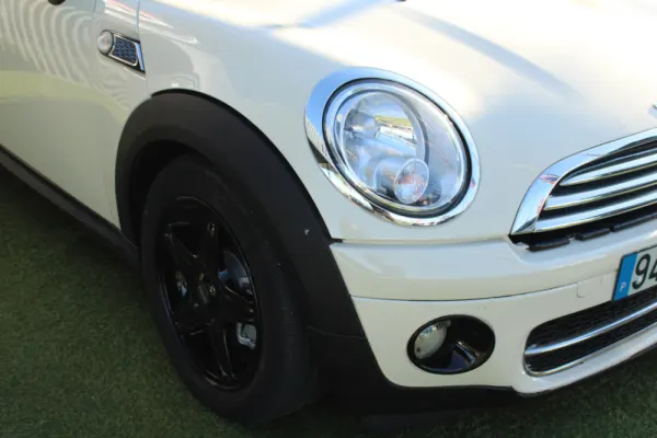 MINI Coupé Cooper D 8
