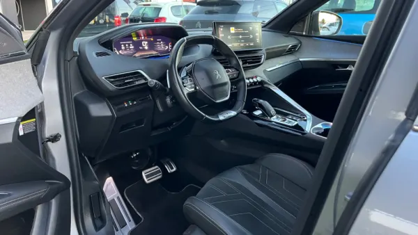 Peugeot 3008 1.5 BlueHDi GT EAT8 17