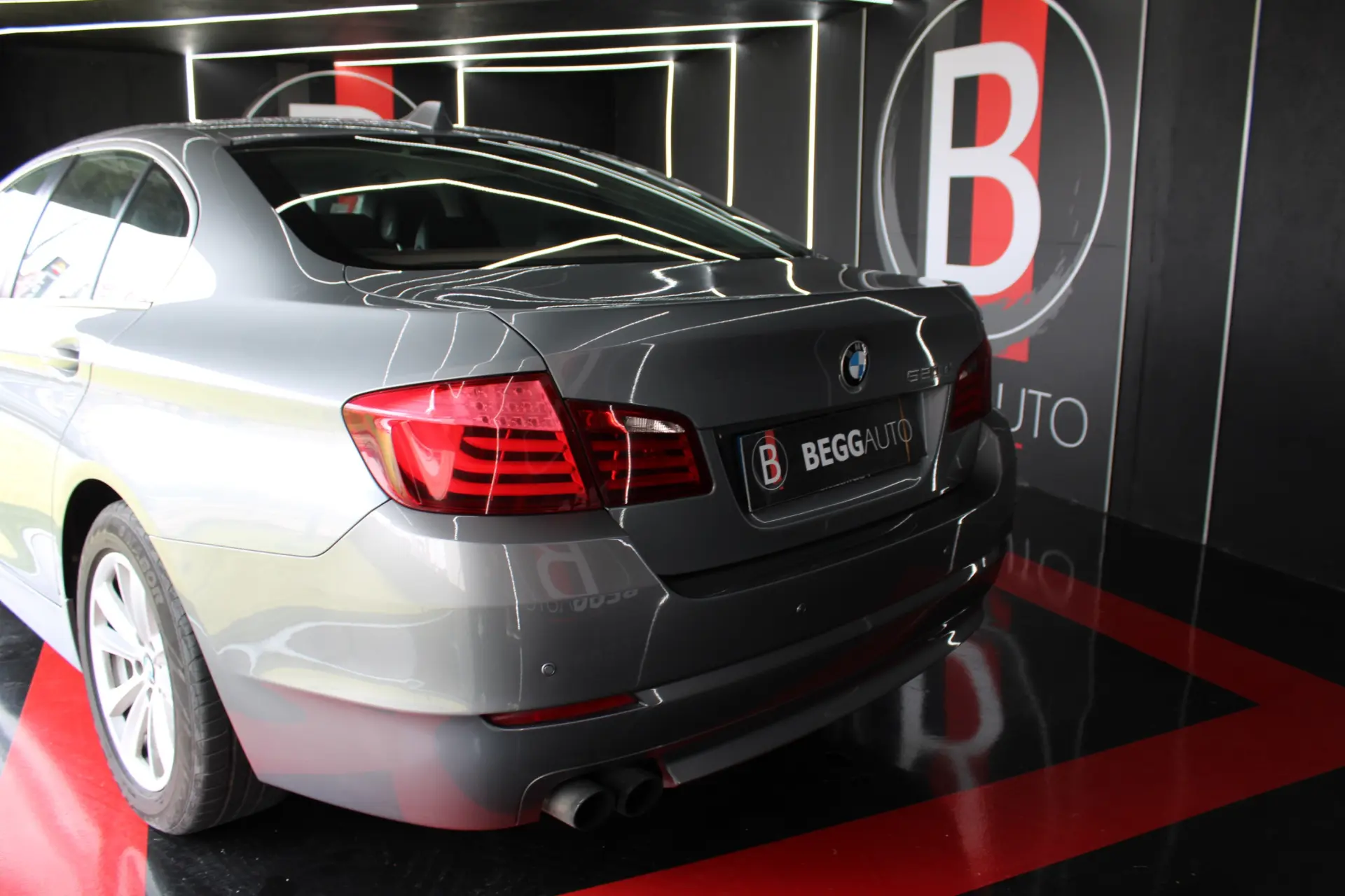 BMW 520 11