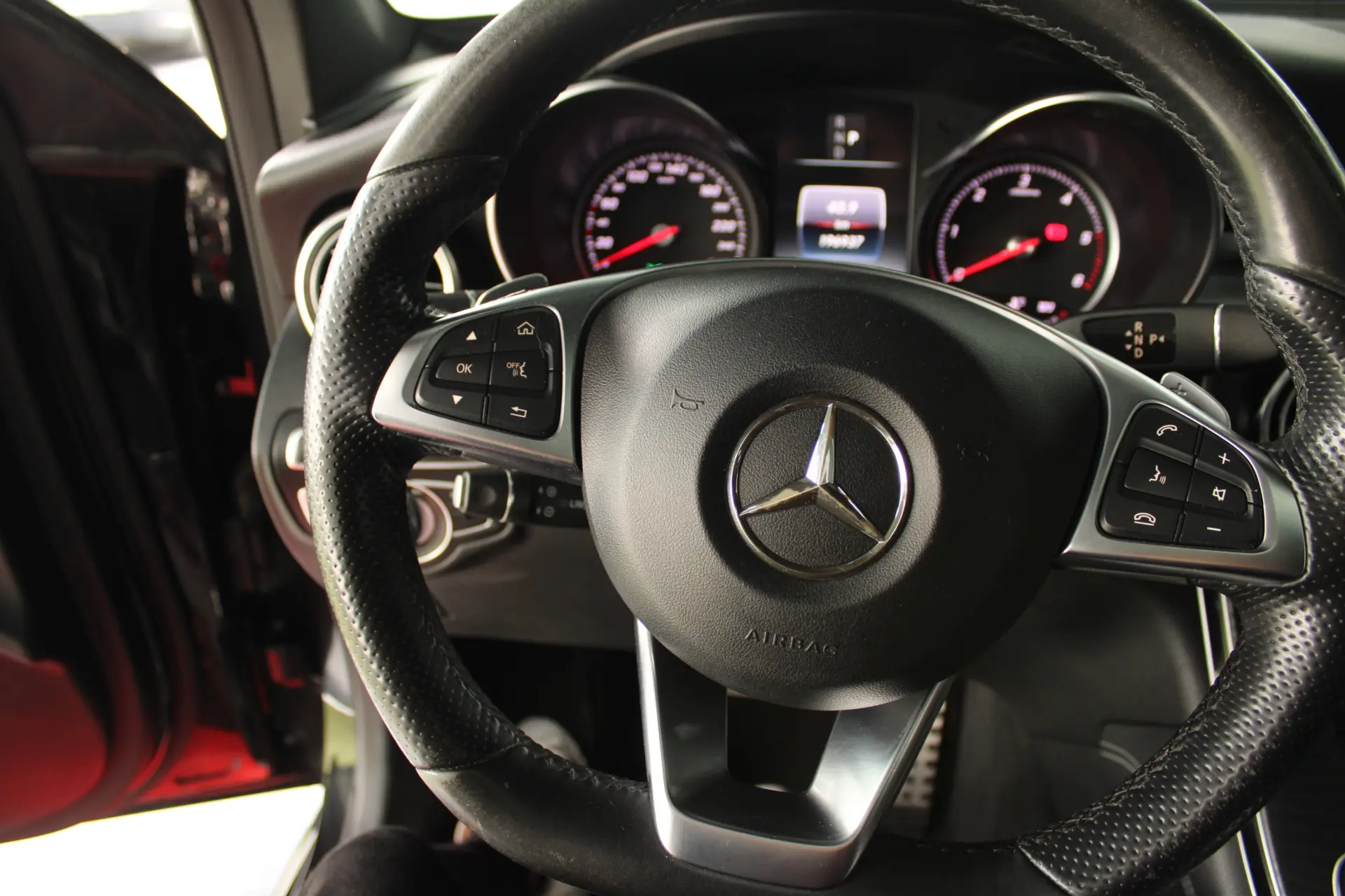 Mercedes-Benz CLC 250 2.1 EXCLUSIVE 37