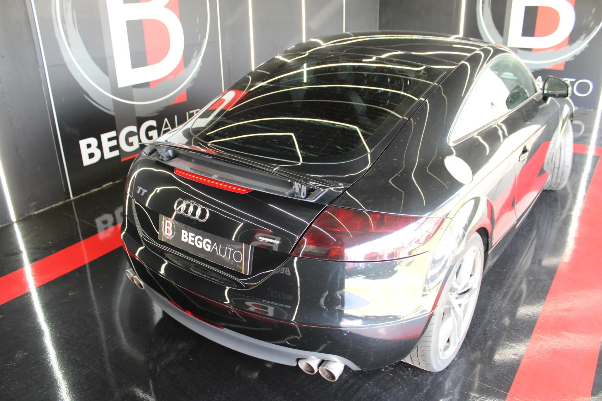Audi TT Coupé 2.0 TDi quattro S-line 15