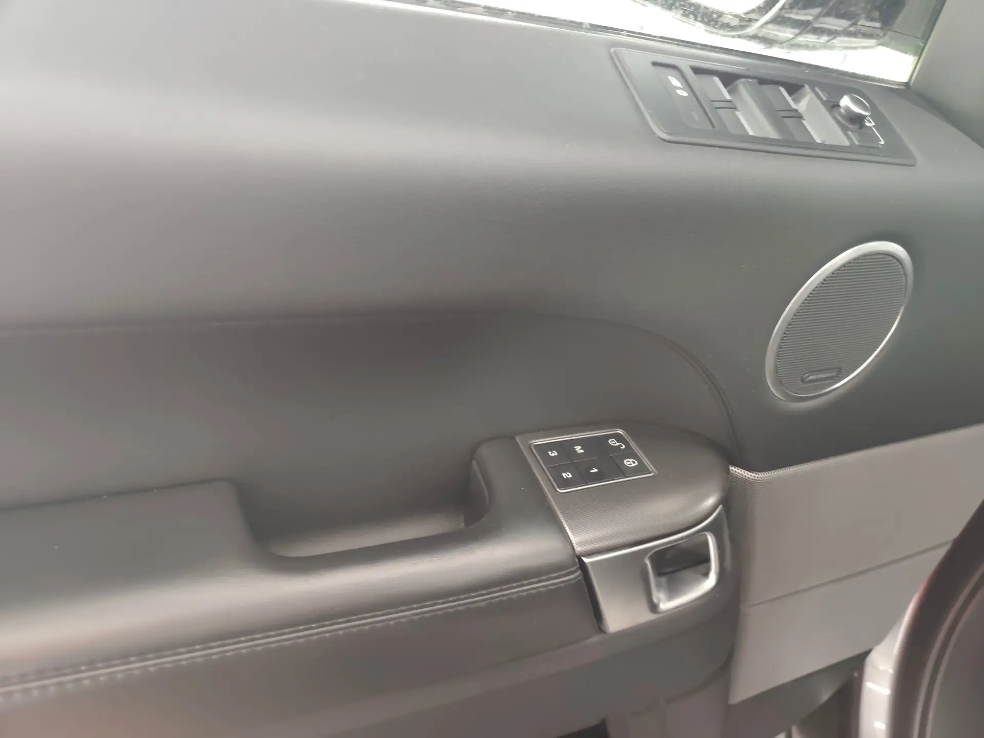 Land Rover Range Rover Sport HSE HYBRID 53