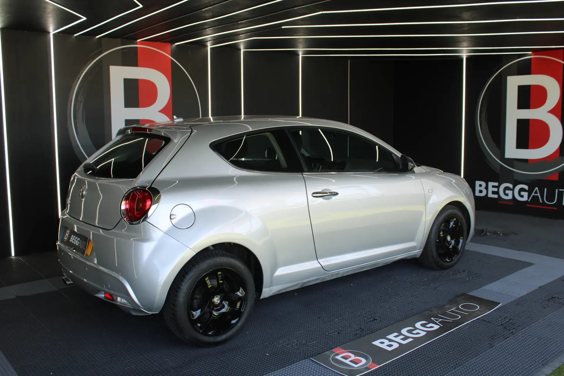 Alfa Romeo MiTo 1.3 JTDM Distinctive 11