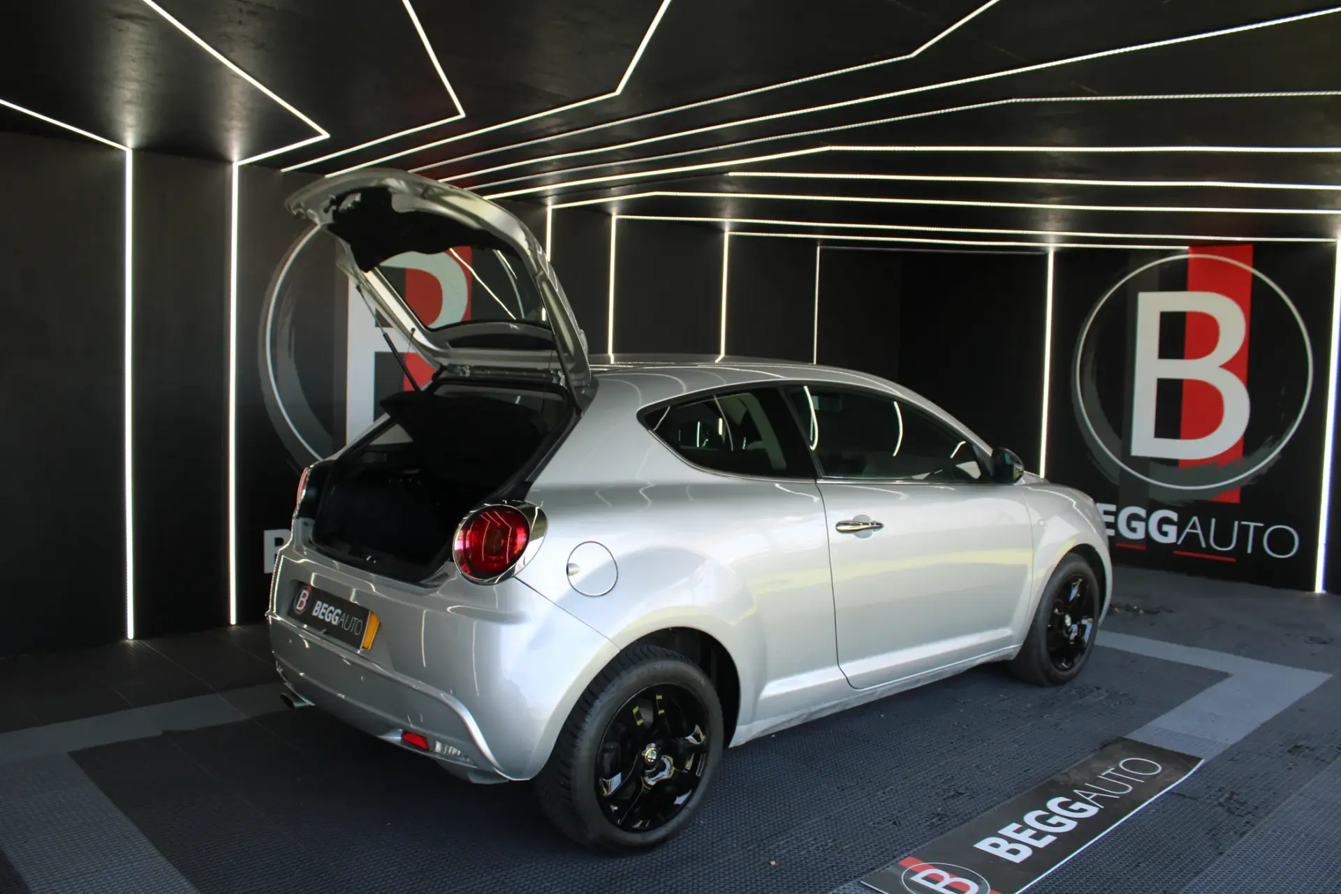 Alfa Romeo MiTo 1.3 JTDM Distinctive 13