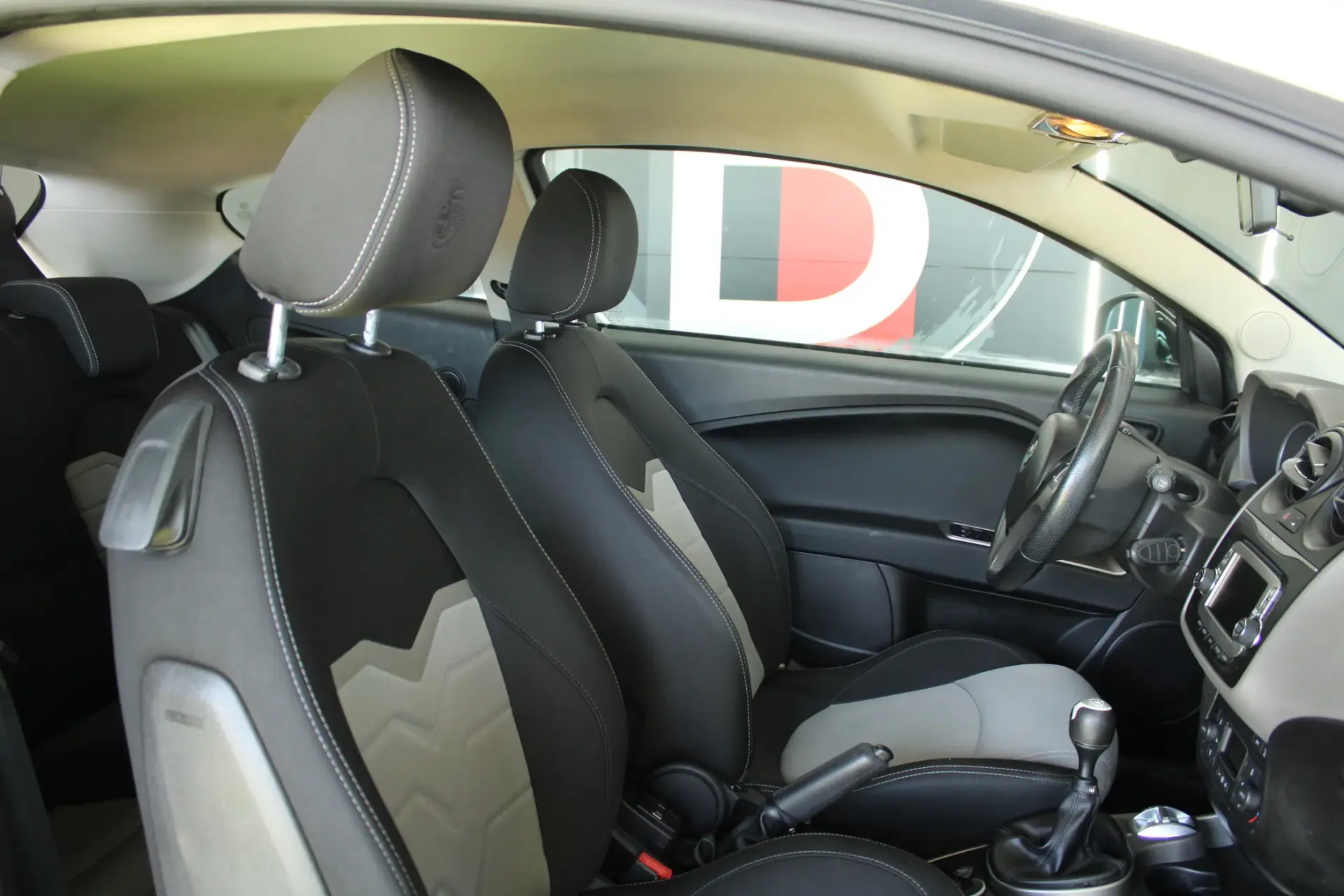 Alfa Romeo MiTo 1.3 JTDM Distinctive 17