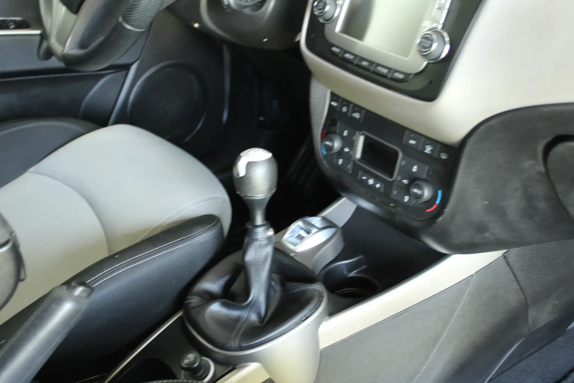 Alfa Romeo MiTo 1.3 JTDM Distinctive 23