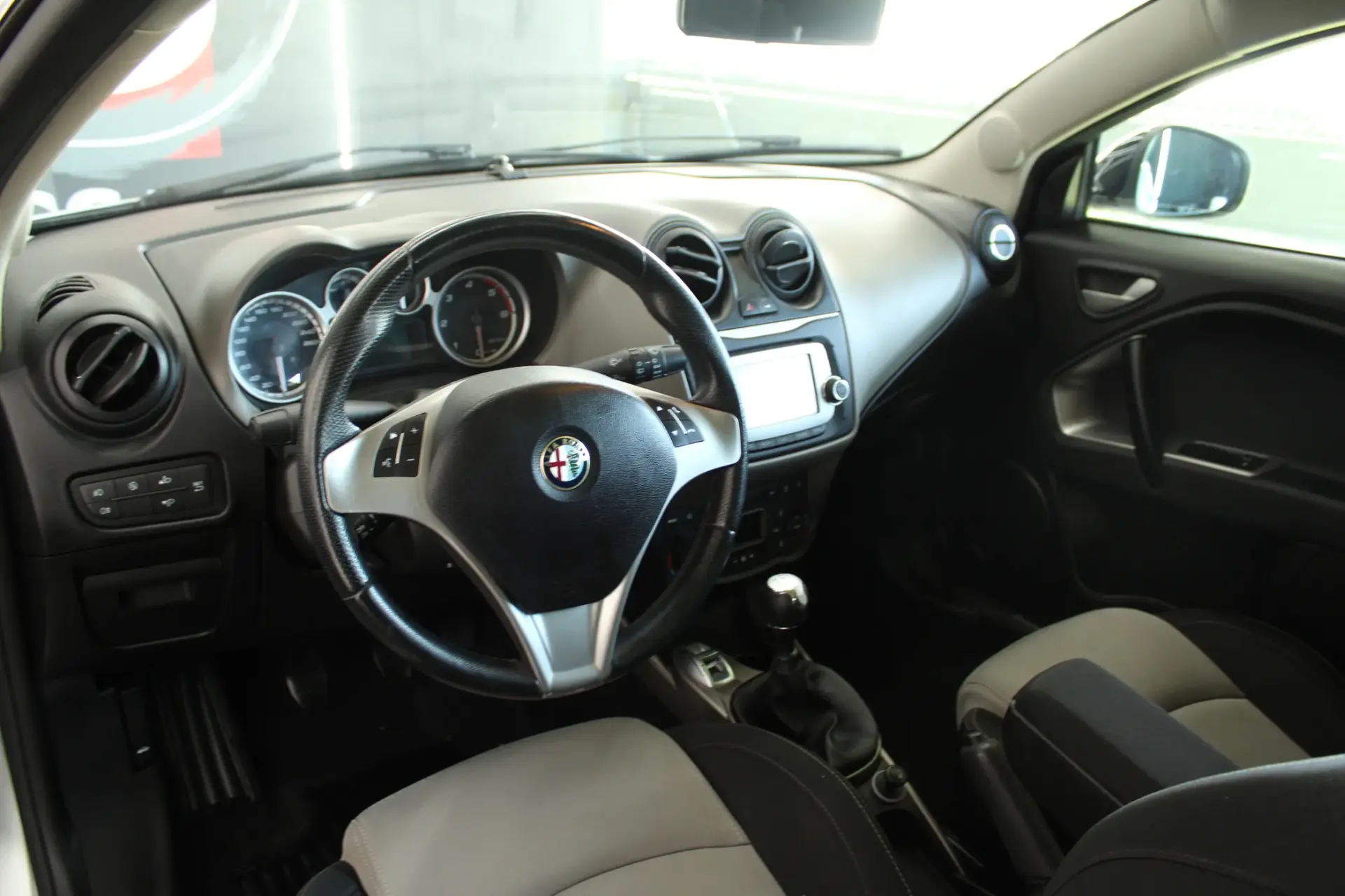 Alfa Romeo MiTo 1.3 JTDM Distinctive 25