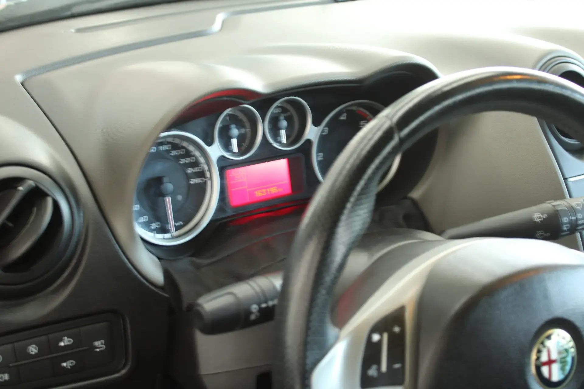 Alfa Romeo MiTo 1.3 JTDM Distinctive 31