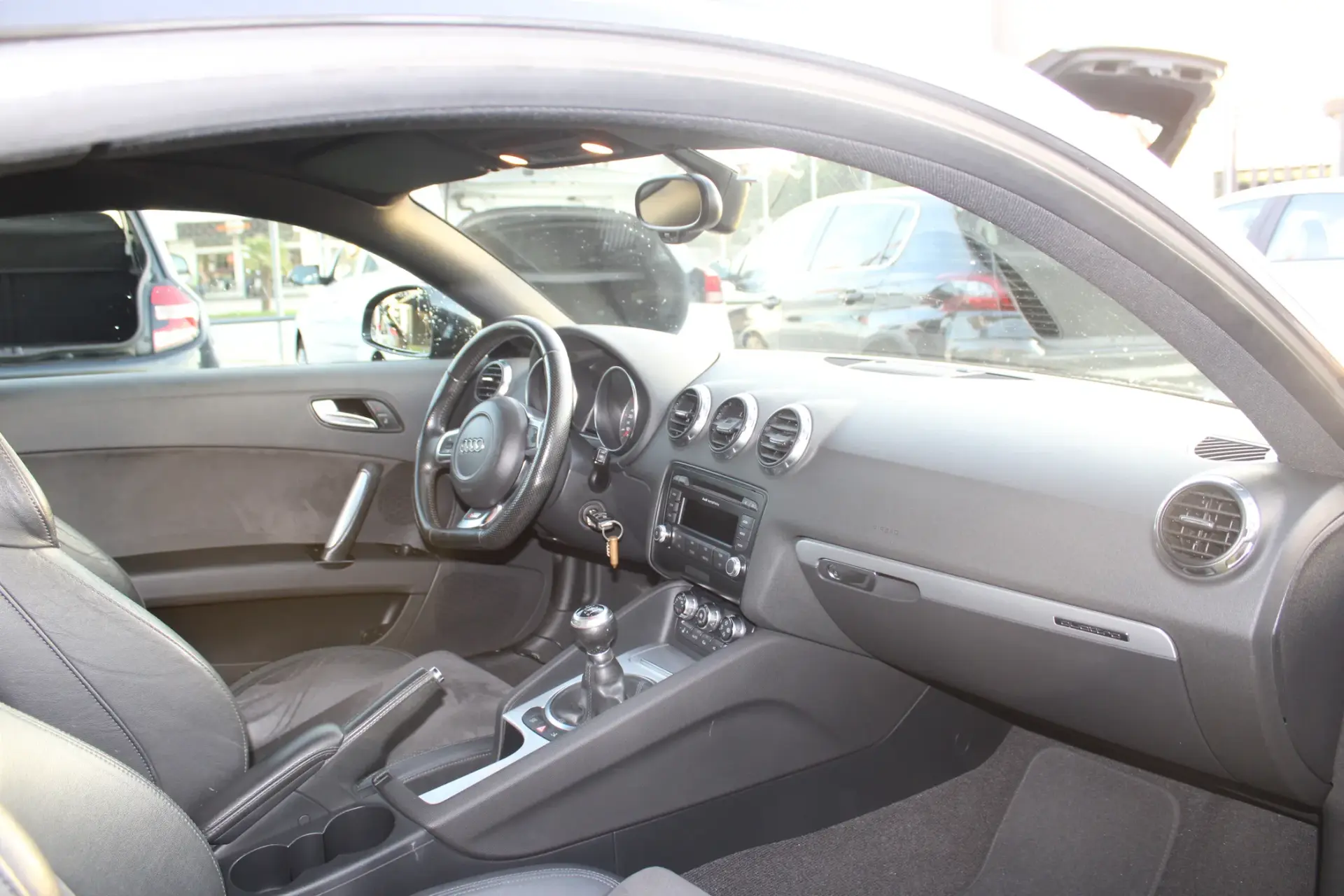 Audi TT Coupé 2.0 TDi quattro S-line 11