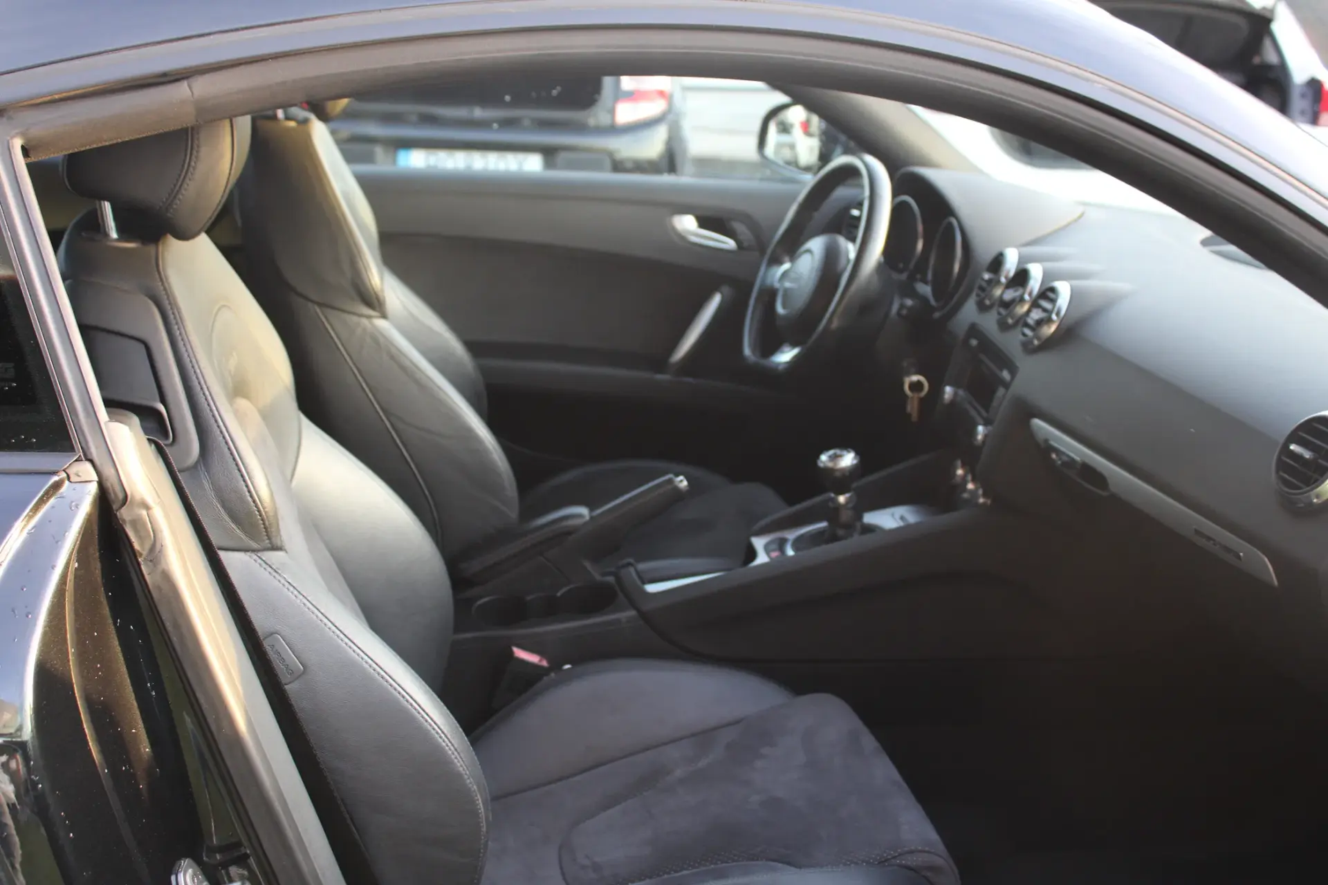 Audi TT Coupé 2.0 TDi quattro S-line 12