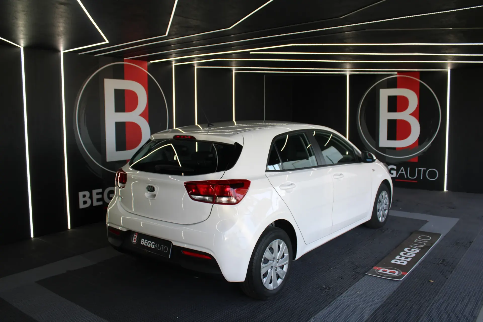 Kia Rio 1.2 CVVT Easy 6