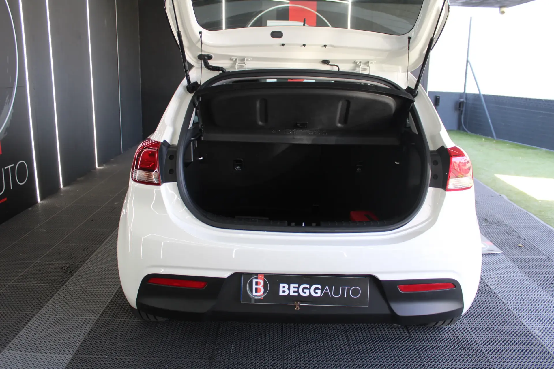 Kia Rio 1.2 CVVT Easy 11