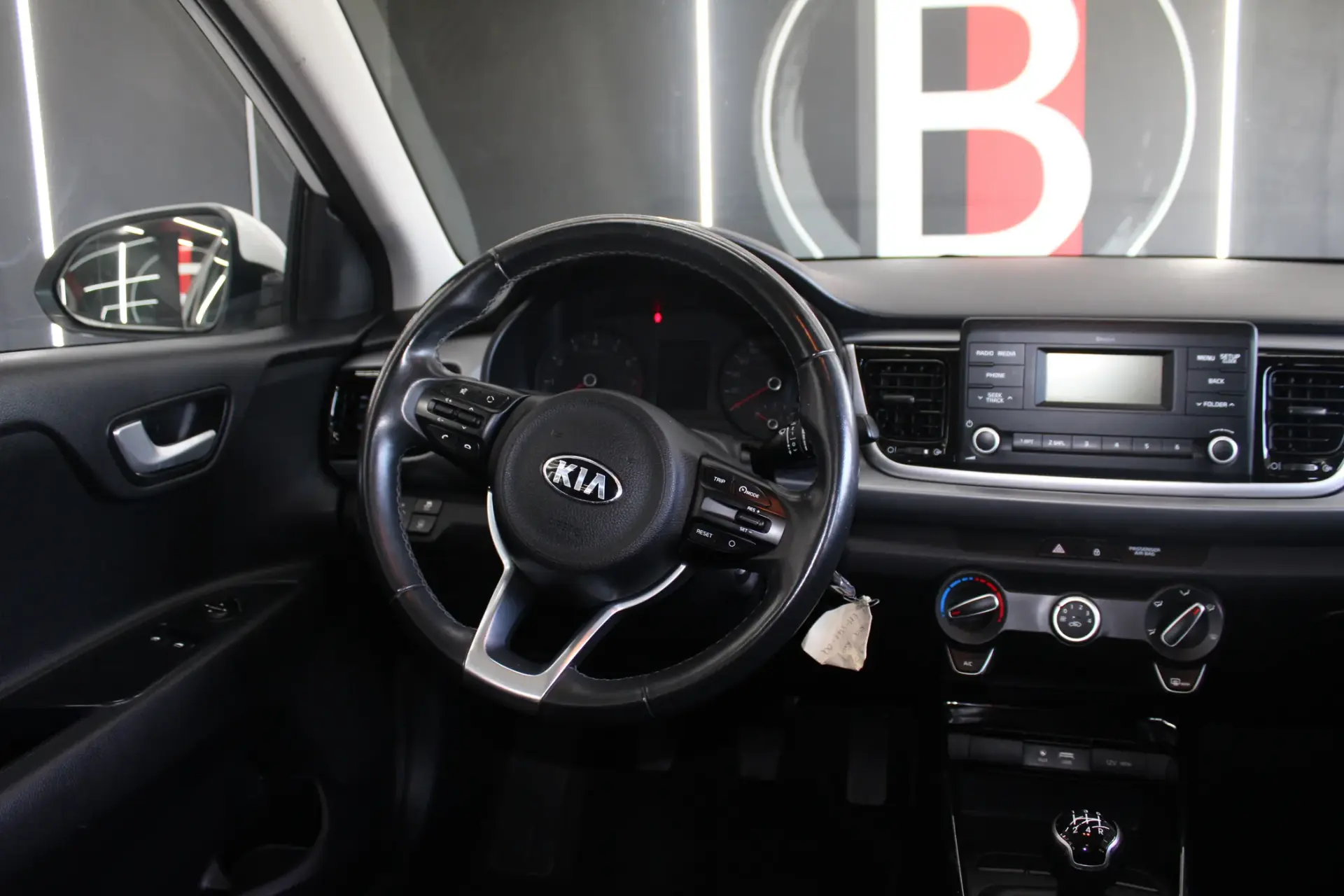 Kia Rio 1.2 CVVT Easy 15