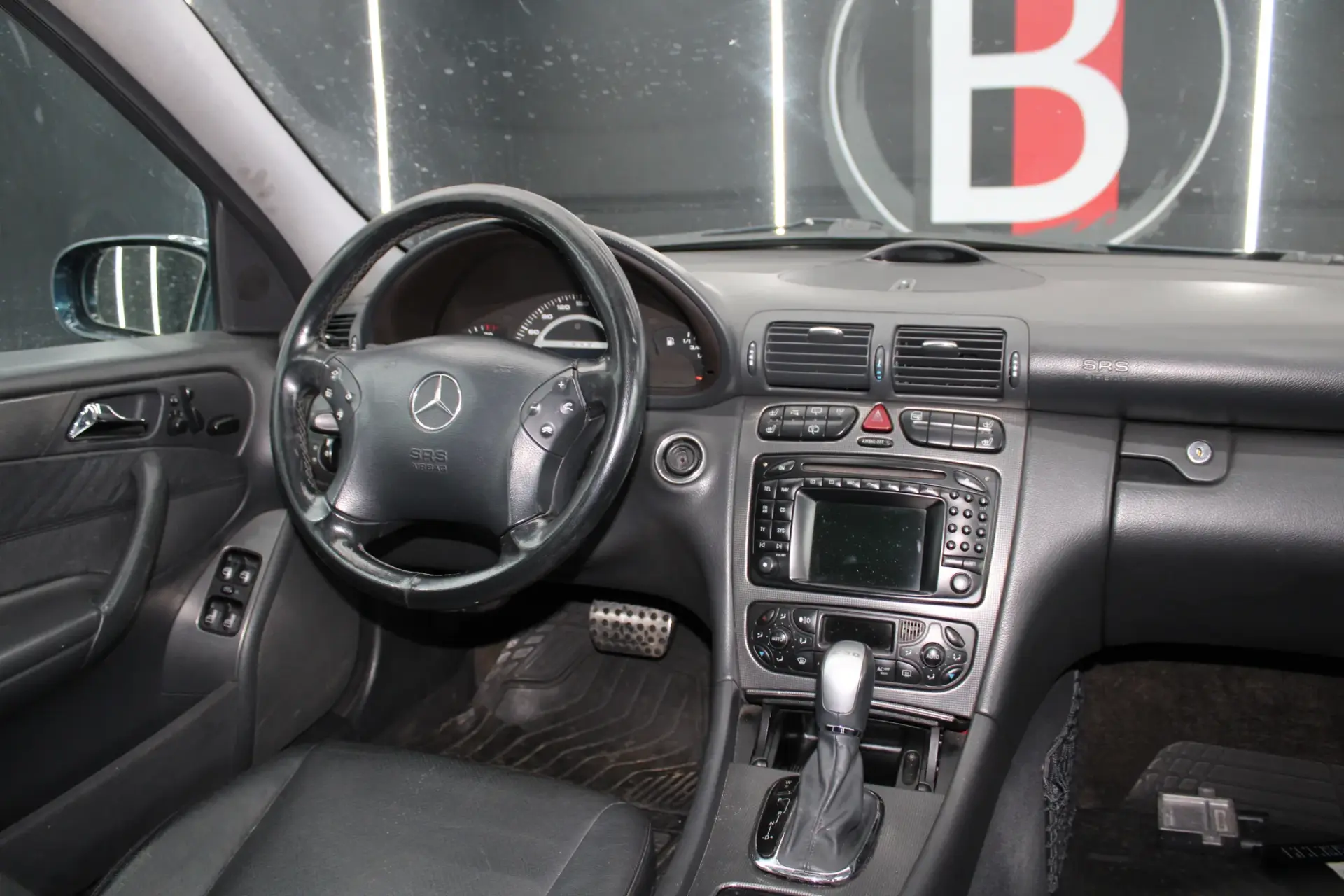 Mercedes-Benz C 30 AMG CDi 14