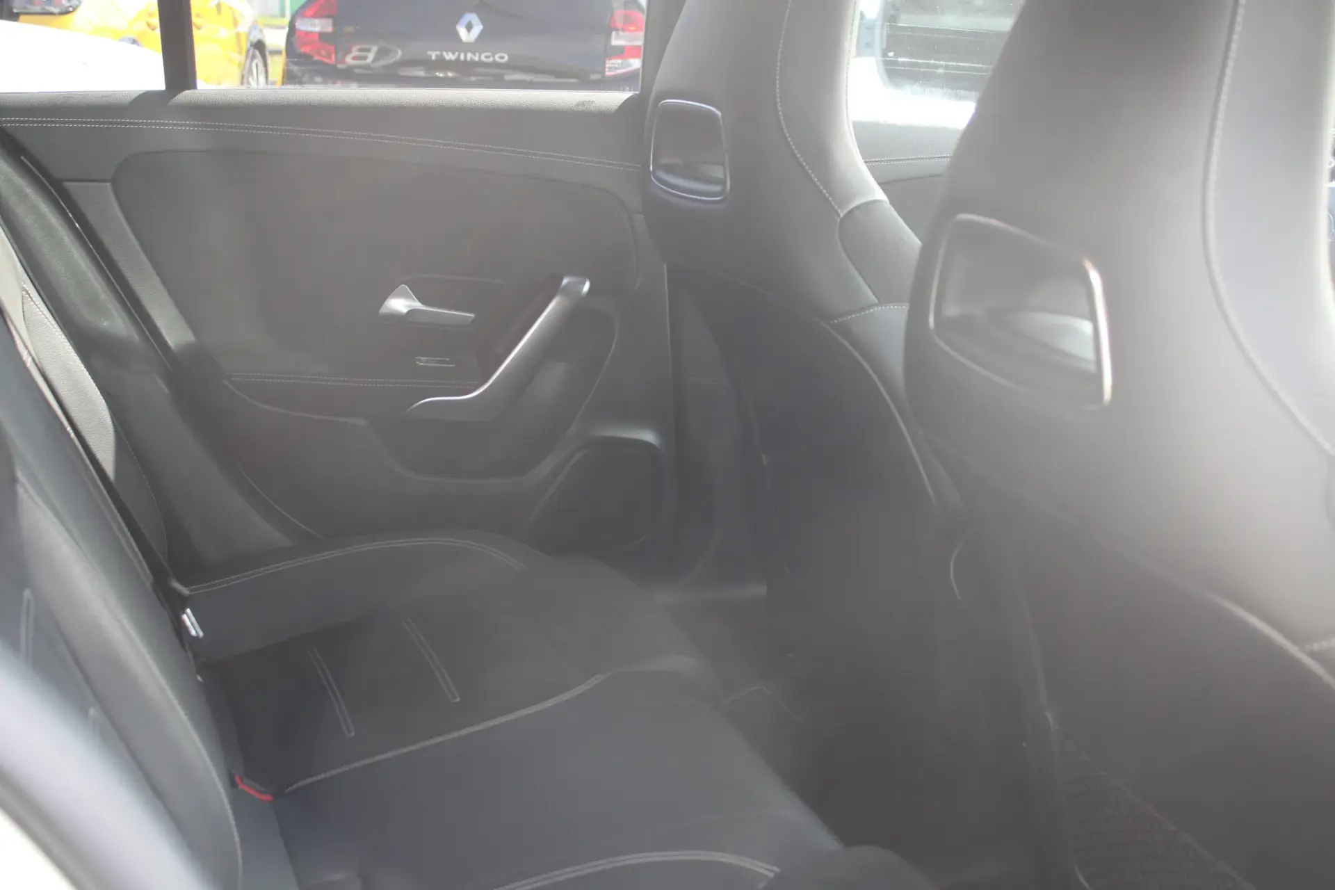 Mercedes-Benz CLA 250 e AMG Line 20