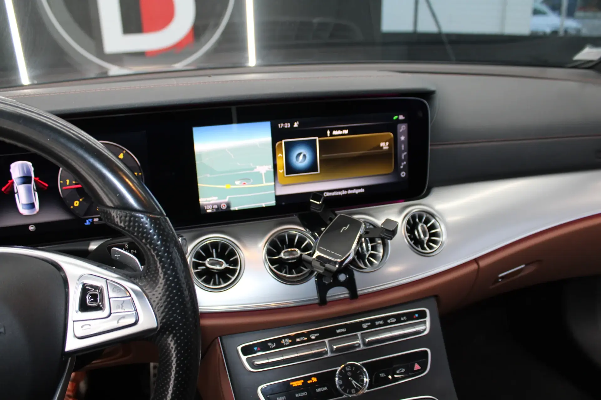 Mercedes-Benz E 220 d AMG Line 24