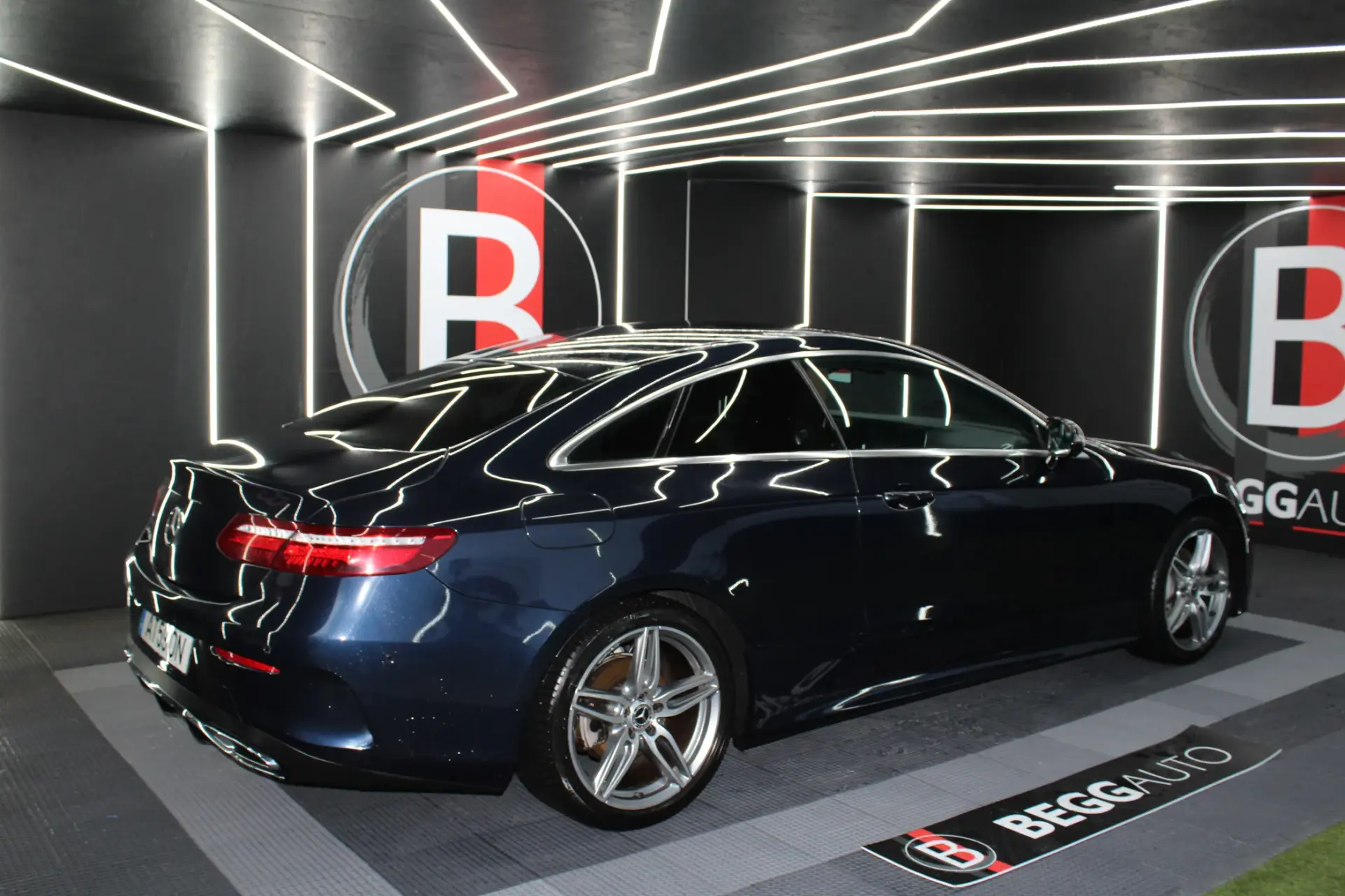 Mercedes-Benz E 220 d AMG Line 32