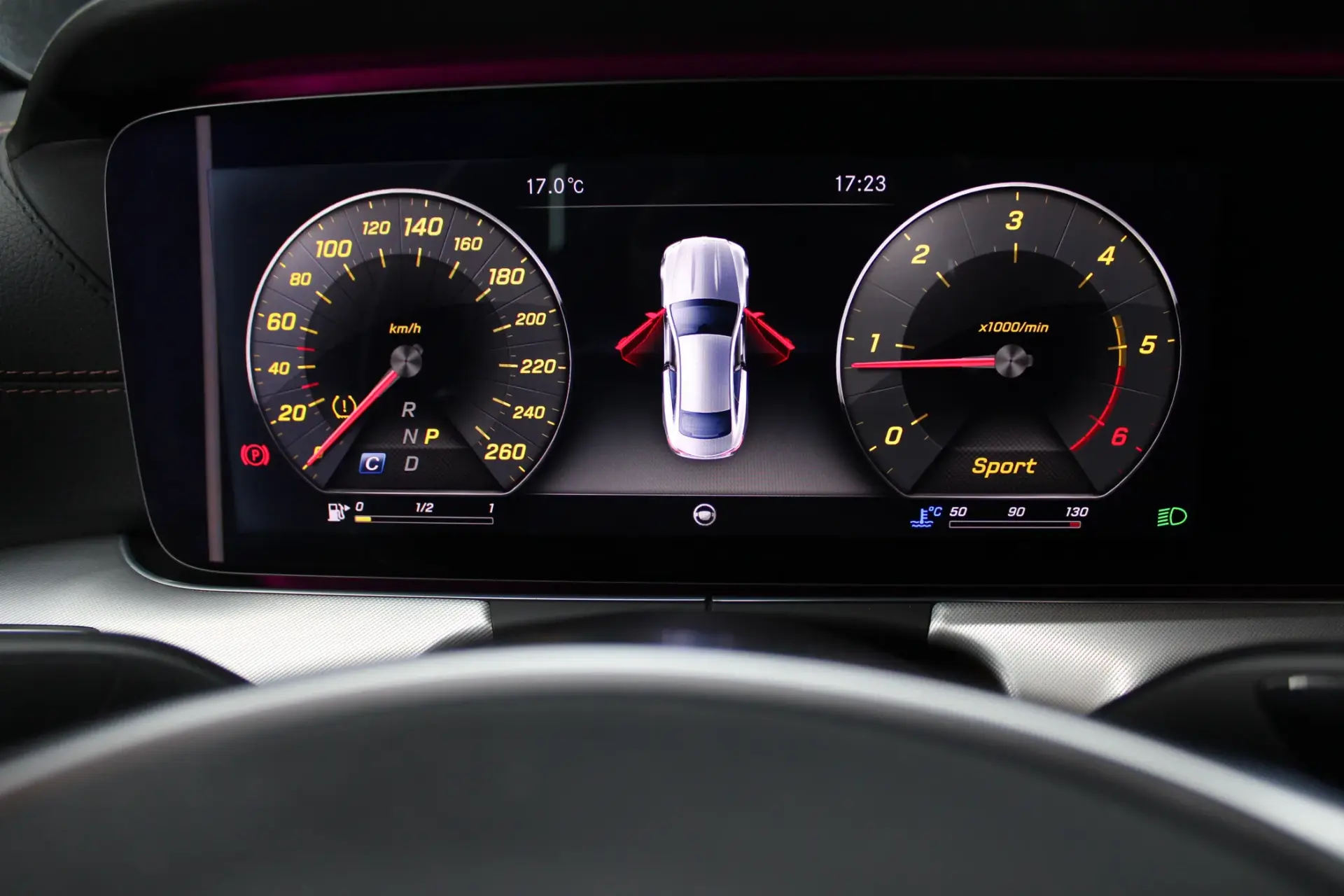 Mercedes-Benz E 220 d AMG Line 34