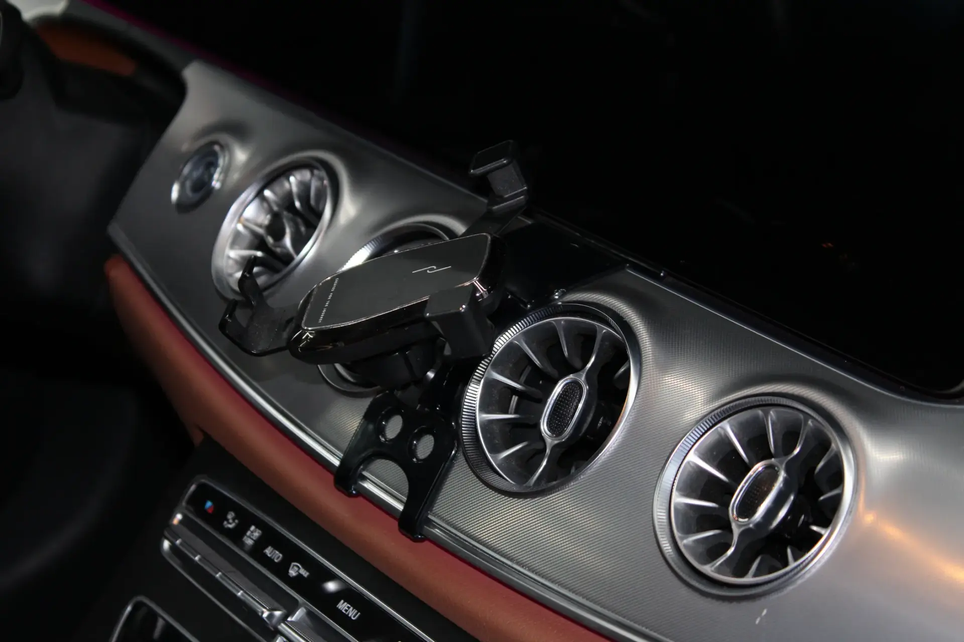 Mercedes-Benz E 220 d AMG Line 46