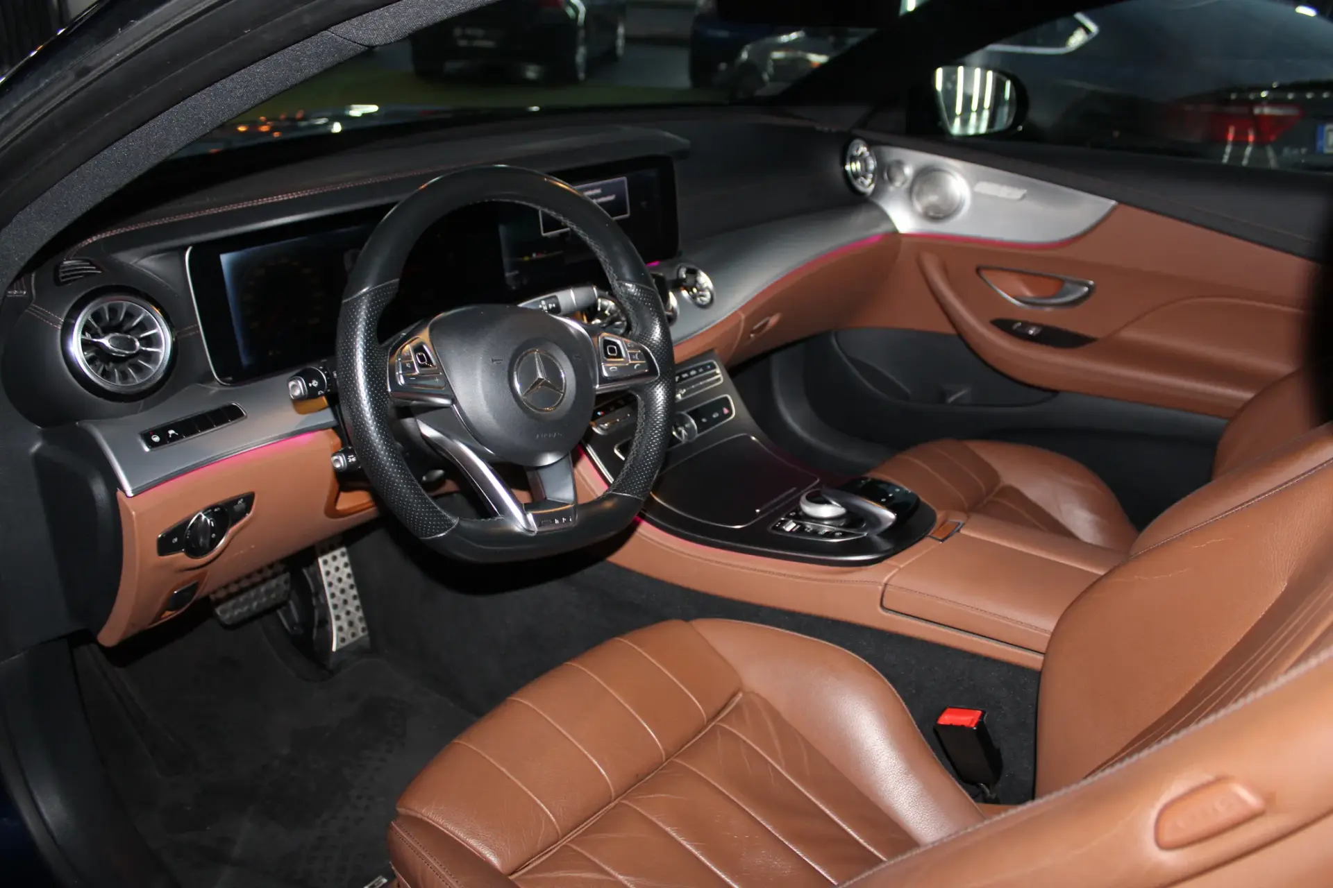 Mercedes-Benz E 220 d AMG Line 57