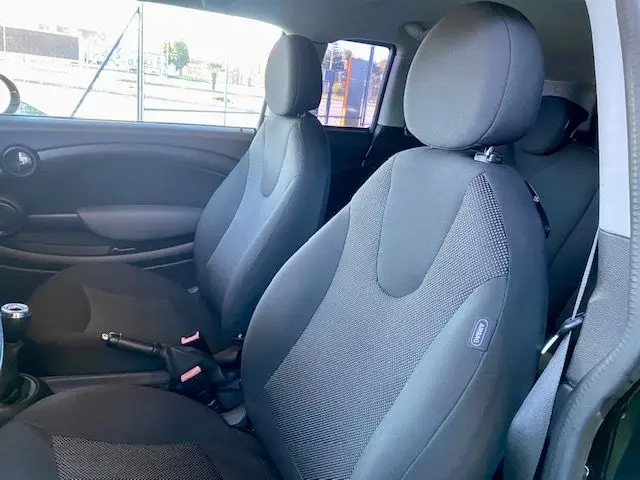 MINI Clubman Cooper D 12