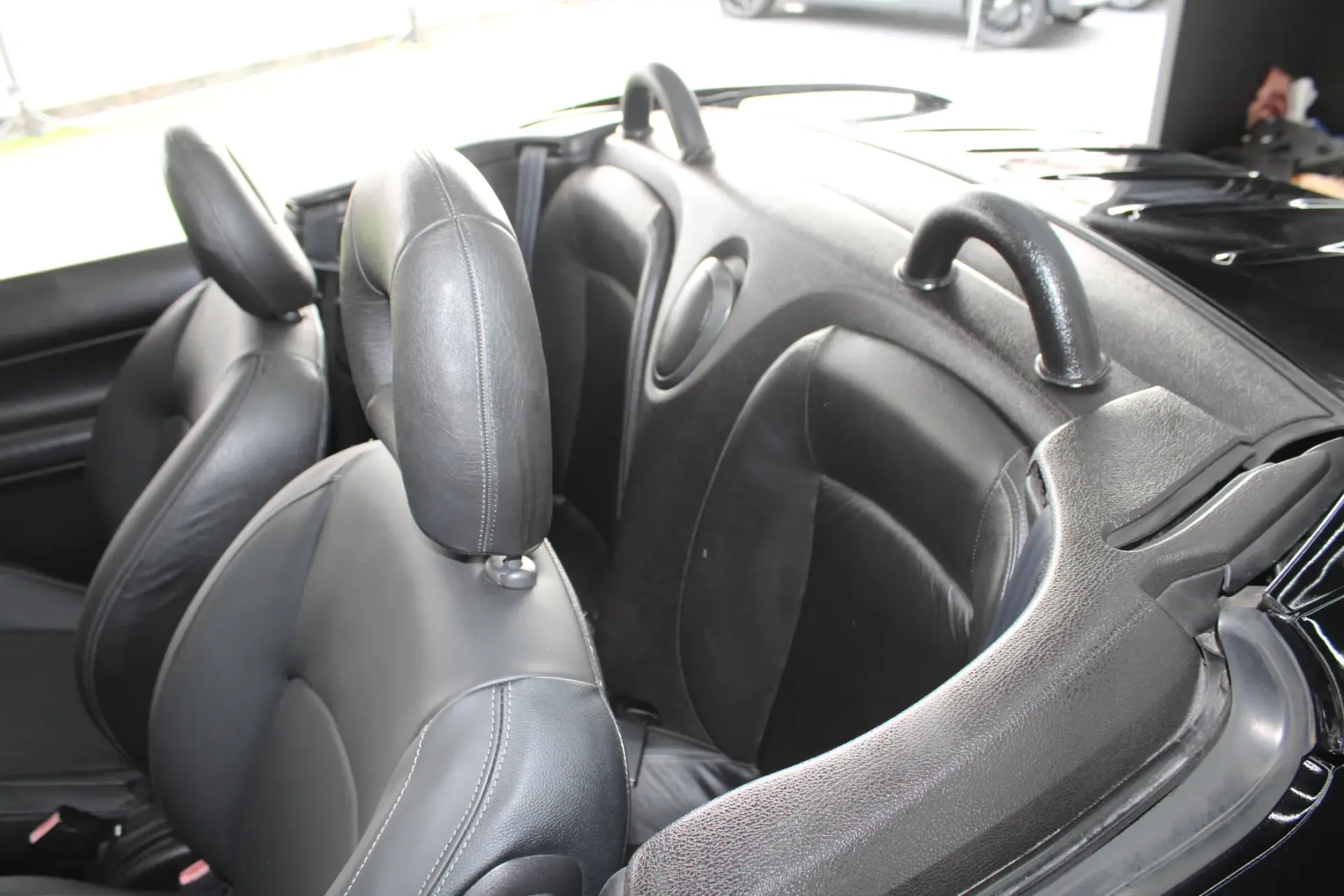 Peugeot 206 CC 1.6 9