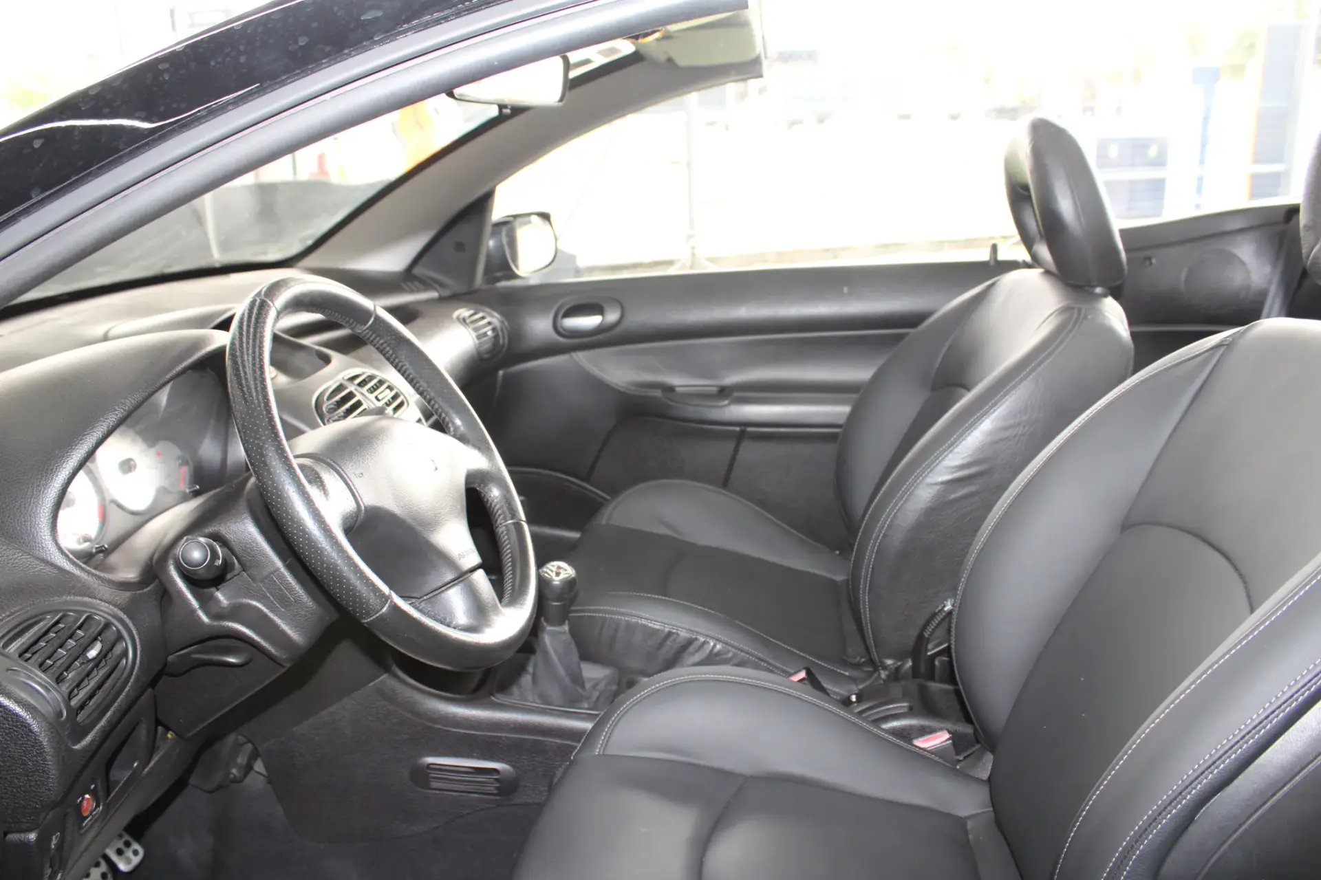 Peugeot 206 CC 1.6 11